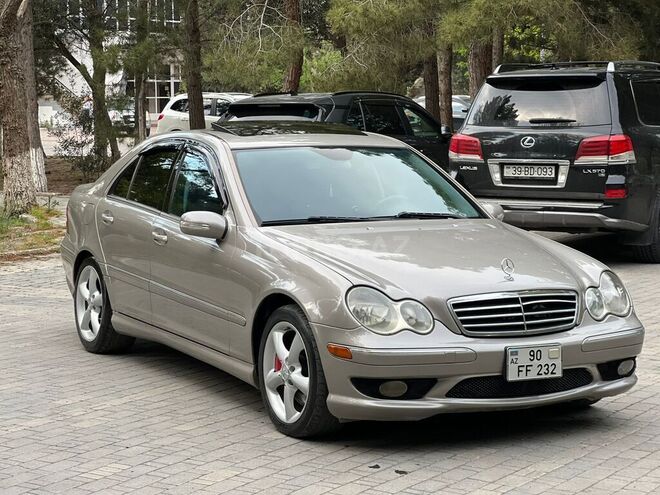 Mercedes C 180 2005, 324,000 km - 1.8 l - Sumqayıt