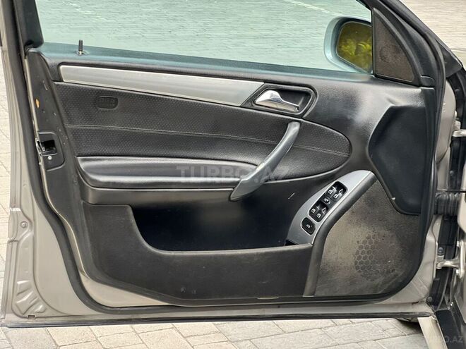 Mercedes C 180 2005, 324,000 km - 1.8 l - Sumqayıt