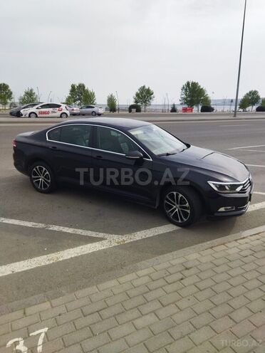 Volkswagen Passat 2017, 270,000 km - 1.8 л - Bakı