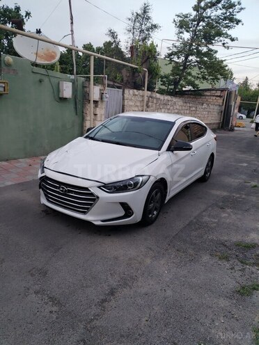 Hyundai Elantra 2016, 185,523 km - 1.6 l - Bakı
