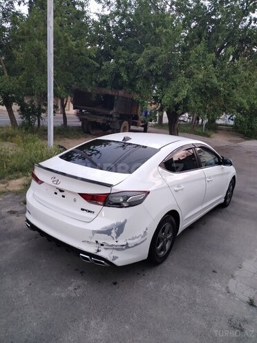 Hyundai Elantra 2016, 185,523 km - 1.6 l - Bakı