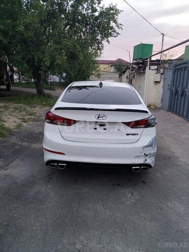 Hyundai Elantra 2016, 185,523 km - 1.6 l - Bakı