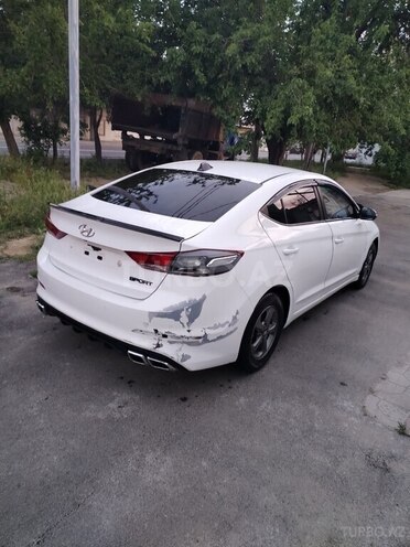 Hyundai Elantra 2016, 185,523 km - 1.6 l - Bakı