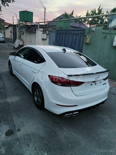 Hyundai Elantra 2016, 185,523 km - 1.6 l - Bakı