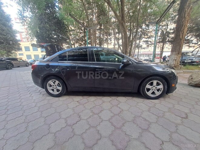 Chevrolet Cruze 2013, 334,000 km - 1.4 л - Qobustan