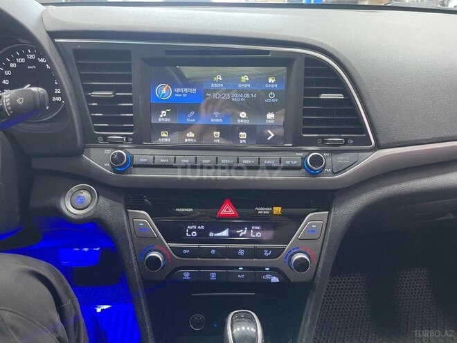 Hyundai Avante 2016, 116,896 km - 1.6 л - Bakı