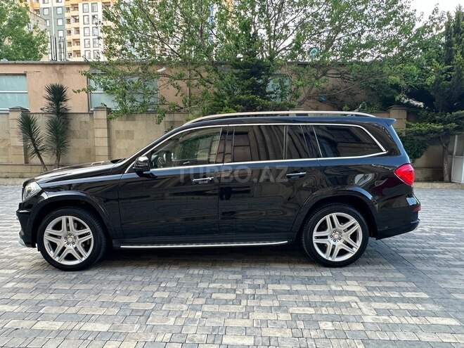 Mercedes GL 500 4MATIC-8