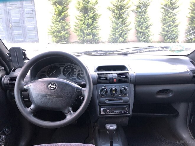 Opel Vita 1997, 256,000 km - 1.4 l - Bakı