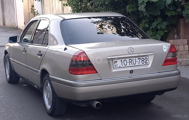 Mercedes C 180 1994, 120,000 km - 1.8 l - Gəncə