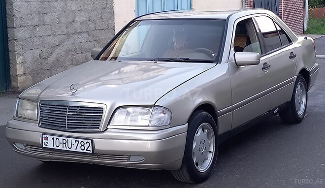 Mercedes C 180 1994, 120,000 km - 1.8 l - Gəncə
