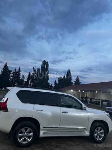 Toyota Land Cruiser Prado 2013, 250,000 km - 2.7 l - Bakı