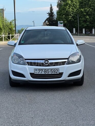 Opel Astra 2009, 223,000 km - 1.4 l - Şəki