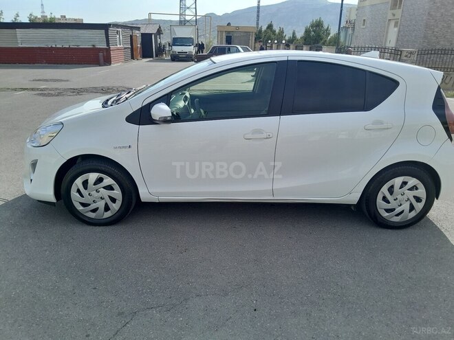 Toyota Aqua 2017, 68,000 km - 1.5 l - Bakı