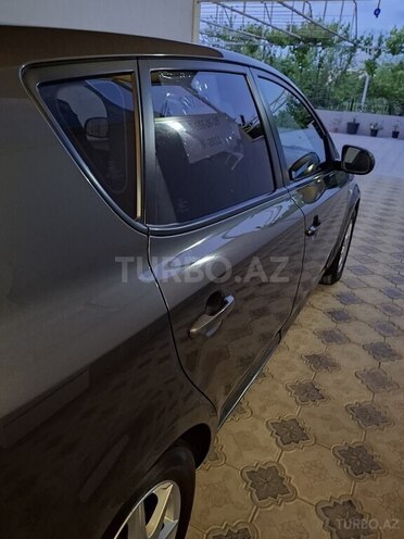 Kia Ceed 2011, 206,491 km - 1.4 l - Qazax