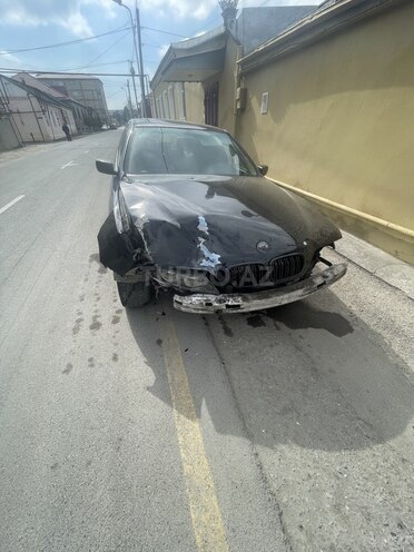 BMW 540 2000, 254,000 km - 4.4 l - Quba