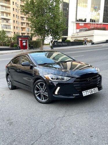 Hyundai Elantra 2017, 27,403 km - 2.0 л - Bakı