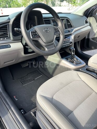 Hyundai Elantra 2017, 27,403 km - 2.0 л - Bakı