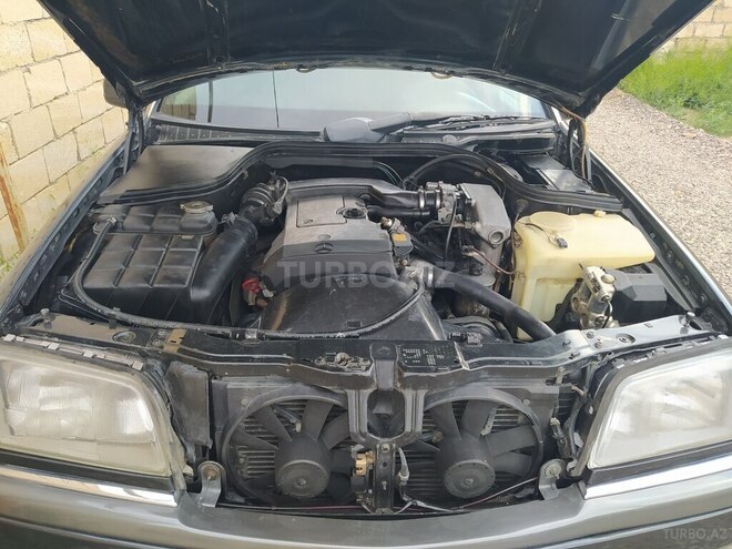 Mercedes C 220 1994, 270,000 km - 2.2 л - Sumqayıt
