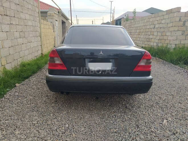 Mercedes C 220 1994, 270,000 km - 2.2 л - Sumqayıt