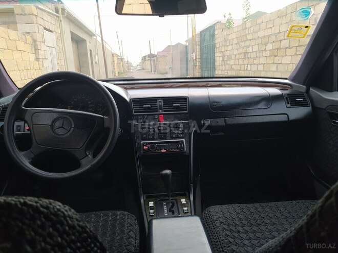 Mercedes C 220 1994, 270,000 km - 2.2 л - Sumqayıt