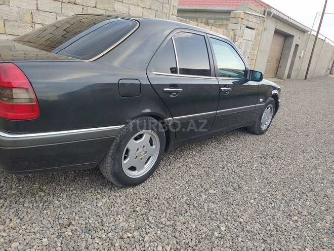 Mercedes C 220 1994, 270,000 km - 2.2 л - Sumqayıt