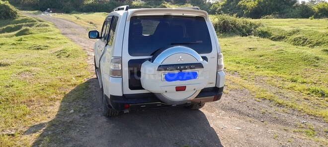 Mitsubishi Pajero 2008, 300,980 km - 3.0 l - Lənkəran