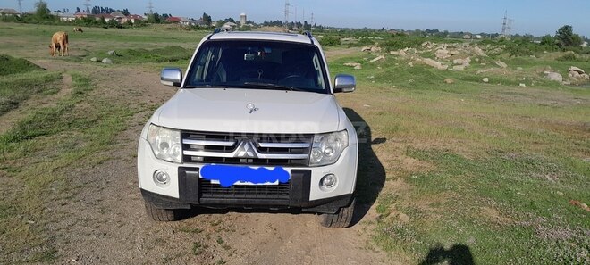 Mitsubishi Pajero 2008, 300,980 km - 3.0 l - Lənkəran