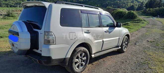 Mitsubishi Pajero 2008, 300,980 km - 3.0 l - Lənkəran