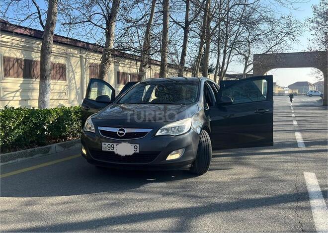 Opel Astra 2011, 314,060 km - 1.4 l - Bakı