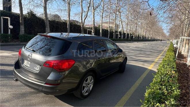 Opel Astra 2011, 314,060 km - 1.4 l - Bakı