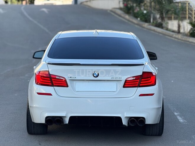 BMW 528 2013, 127,500 km - 2.0 l - Gəncə