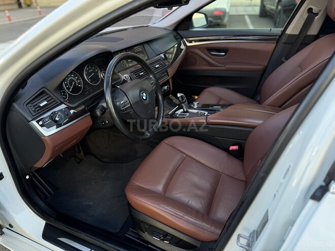 BMW 528 2013, 127,500 km - 2.0 l - Gəncə