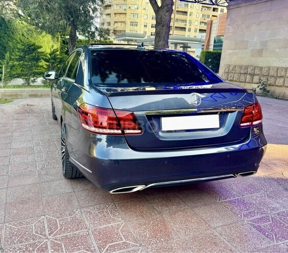 Mercedes E 220 d 2014, 172,000 km - 2.2 л - Bakı