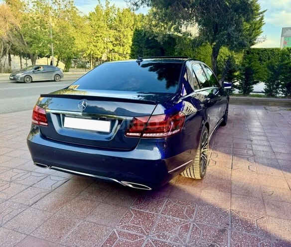 Mercedes E 220 d 2014, 172,000 km - 2.2 л - Bakı