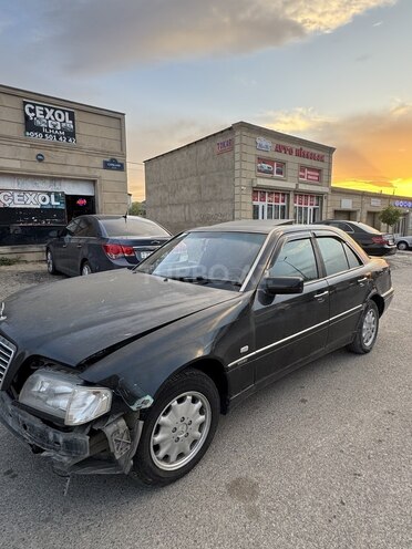Mercedes C 220 1995, 278,211 km - 2.2 л - Sumqayıt