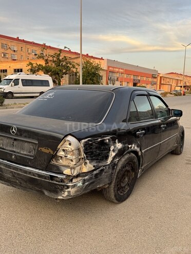 Mercedes C 220 1995, 278,211 km - 2.2 л - Sumqayıt