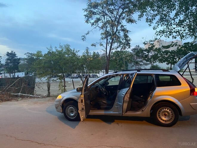 Renault Megane 2008, 445,000 km - 1.5 l - Bakı