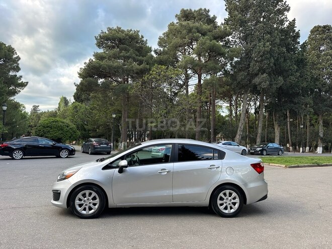 Kia Rio 2015, 135,000 km - 1.6 l - Bakı