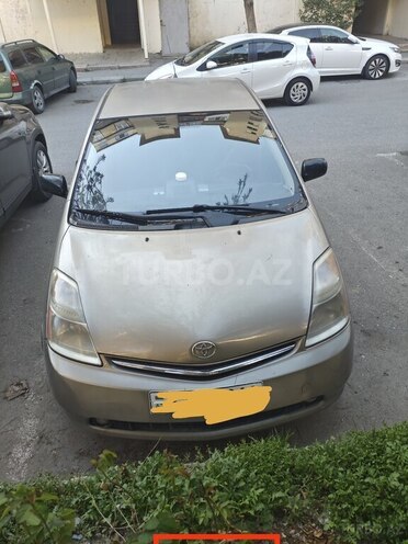Toyota Prius-1