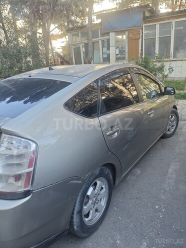 Toyota Prius-6