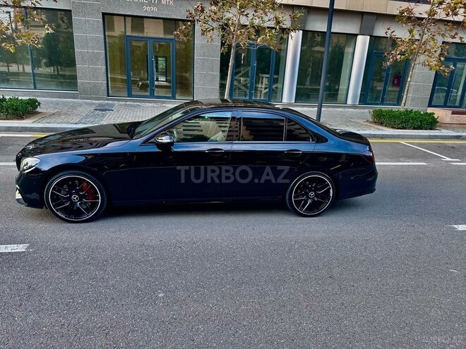 Mercedes E 300 4MATIC 2016, 155,000 km - 2.0 л - Bakı