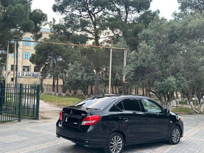 Mitsubishi Mirage 2018, 83,400 km - 1.2 л - Bakı
