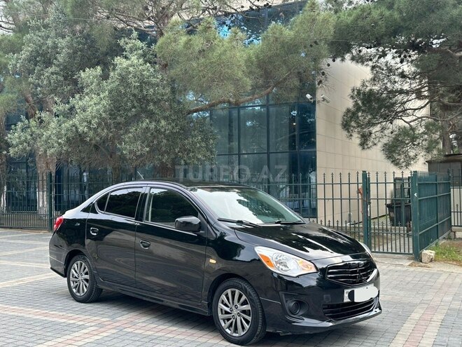 Mitsubishi Mirage 2018, 83,400 km - 1.2 л - Bakı