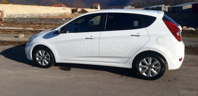 Hyundai Accent 2015, 181,000 km - 1.6 l - Bakı