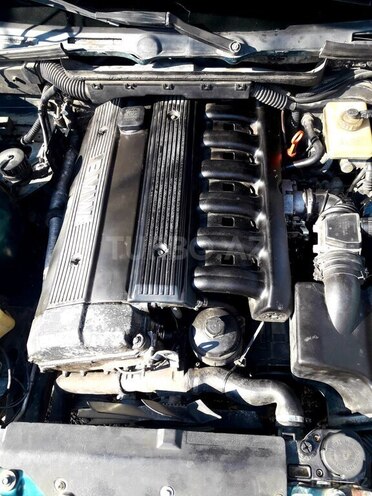 BMW 320 1991, 467,128 km - 2.0 l - Tovuz