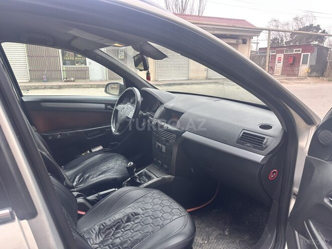 Opel Astra 2006, 578,000 km - 1.3 l - Qazax