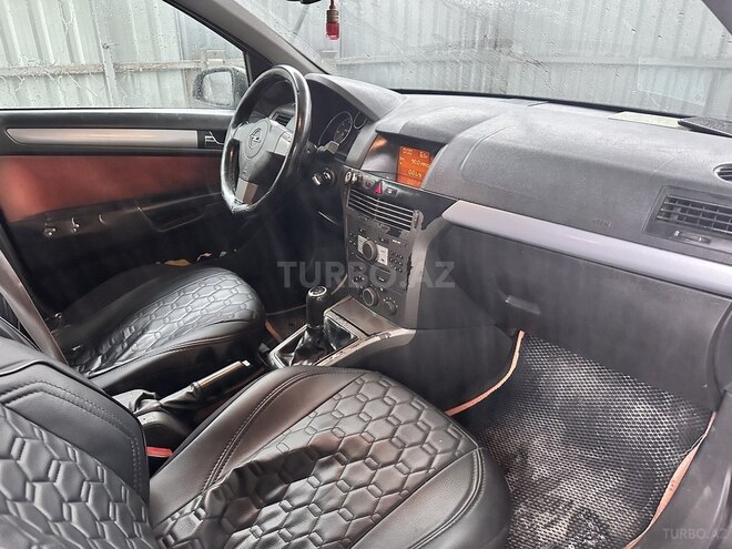 Opel Astra 2006, 578,000 km - 1.3 l - Qazax