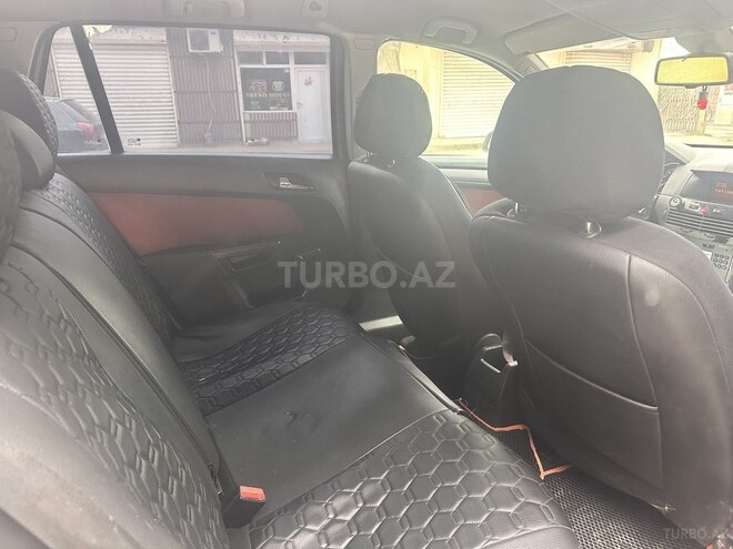 Opel Astra 2006, 578,000 km - 1.3 l - Qazax