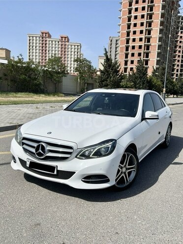 Mercedes E 250 4MATIC 2015, 70,000 km - 2.2 л - Bakı