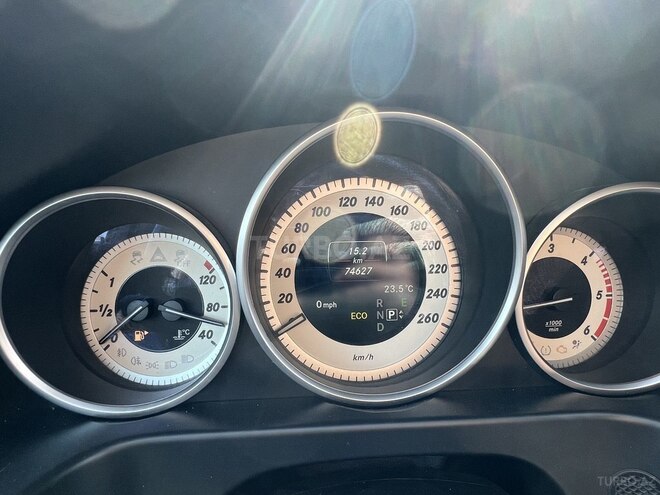 Mercedes E 250 4MATIC 2015, 70,000 km - 2.2 л - Bakı